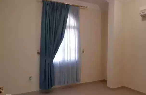 Résidentiel Propriété prête 2 chambres U / f Appartement  à vendre au Al-Sadd , Doha #7324 - 1  image 